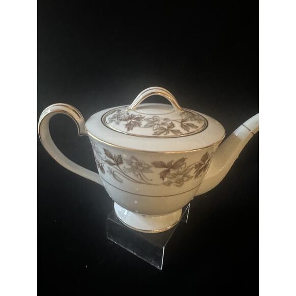 Noritake Allison 5313 teapot with lid Porcelain - Picture 9 of 9